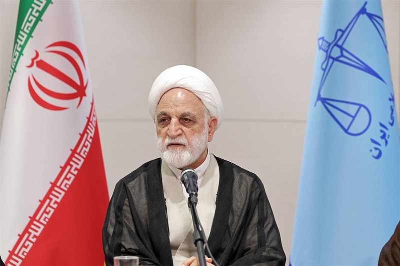 حضور رئیس دستگاه قضا در نماز جمعه دهلی در میان استقبال نمازگزاران