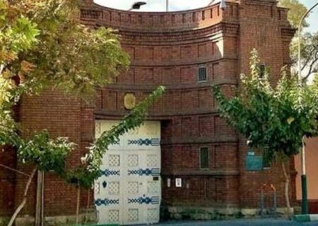 مرکز غیرقانونی وابسته به سفارت فرانسه در تهران پلمب شد