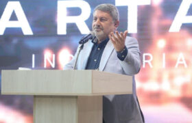 وزارت میراث‌فرهنگی پرچم‌دار روایت مظلومیت شهدای میناب است