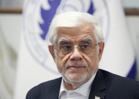 عارف: حوزه سلامت در دو جنگ اخیر بهترین عملکرد را داشت